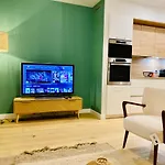 Maison Neuve 3 - Confort Pour Famille & Amis, Wifi, Parking