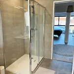 Maison Neuve 3 - Confort Pour Famille & Amis, Wifi, Parking Ferienhaus *