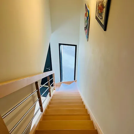 Maison Neuve 3 - Confort Pour Famille & Amis, Wifi, Parking 別荘 ナント