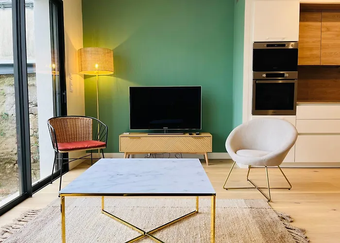 Maison Neuve 3 - Confort Pour Famille & Amis, Wifi, Parking Holiday home *