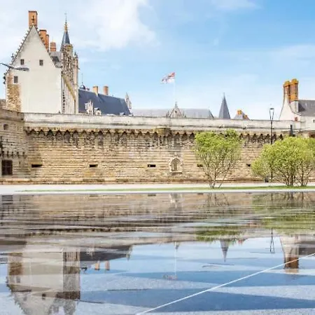 Jolie Maison Neuve Nantes-zola