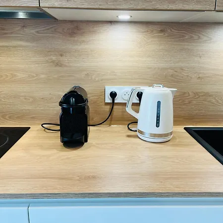 Maison Neuve 3 - Confort Pour Famille & Amis, Wifi, Parking